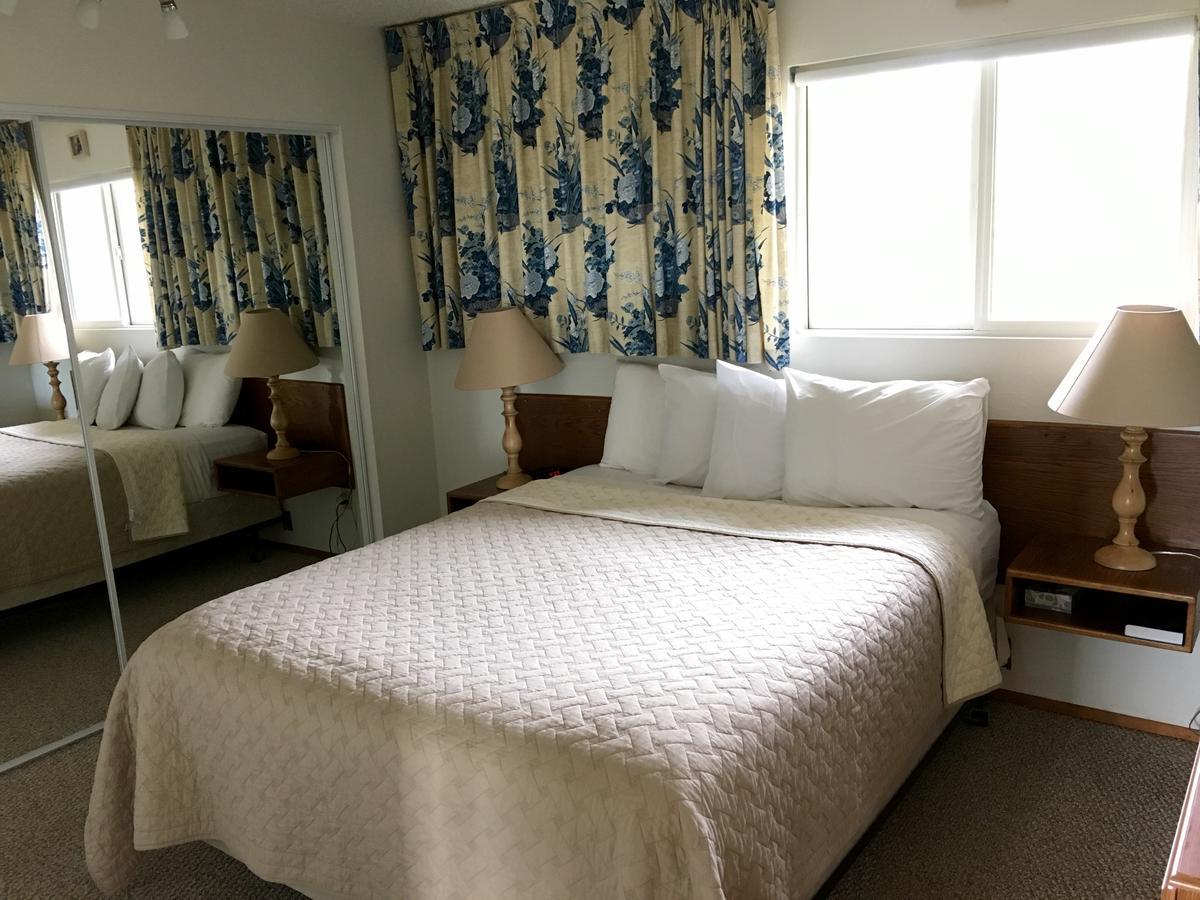 Hi-Tide Ocean Beach Resort モクリプス エクステリア 写真